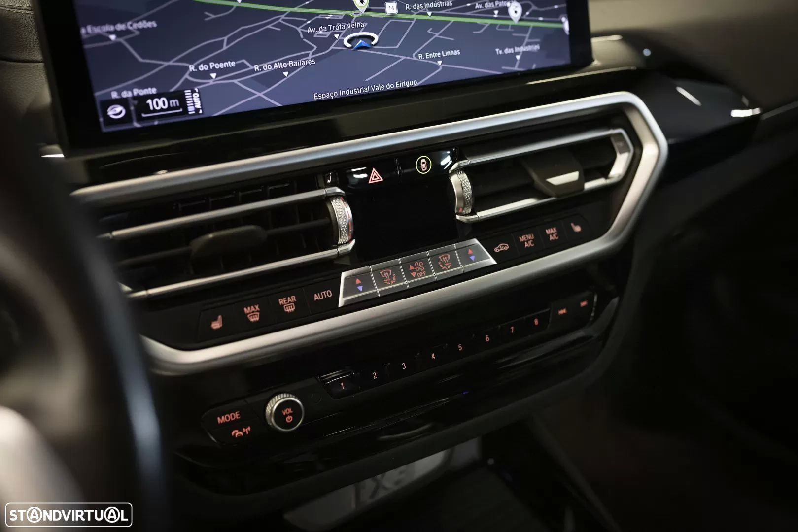 BMW iX3 M Sport Impressive - 13