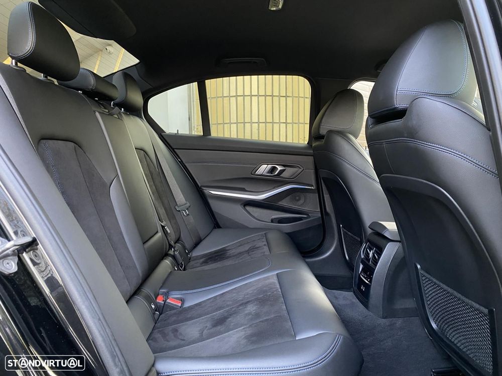 BMW 330 e Pack M Auto - 11