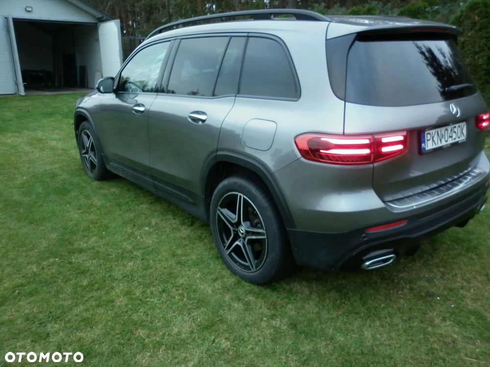 Mercedes-Benz GLB - 4