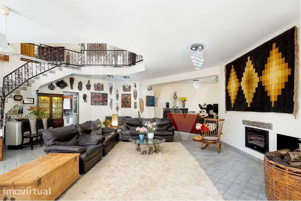 Moradia T4+1 com piscina, jardim e garagem - Caldas de Monchique - Grande imagem: 2/41
