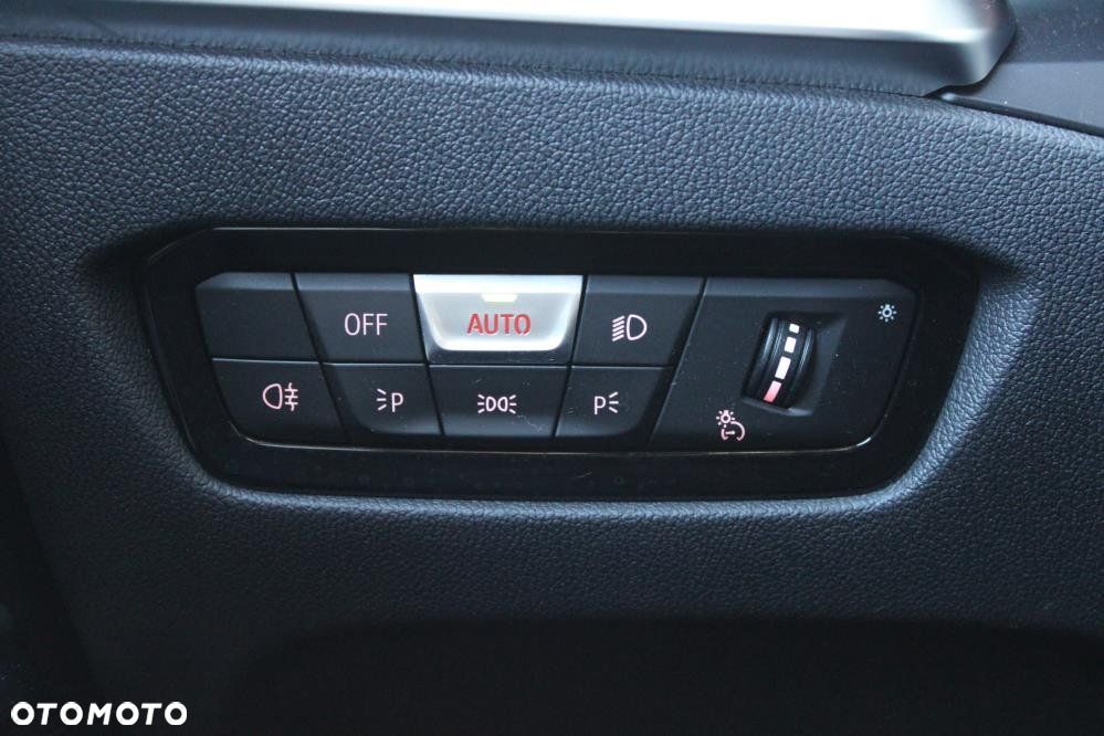 BMW Seria 3 - 32