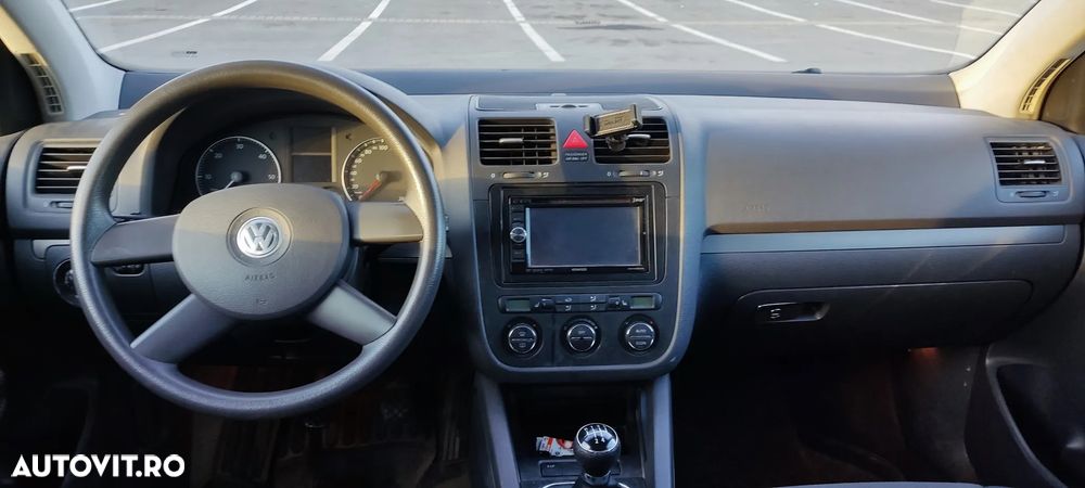 Volkswagen Golf - 3