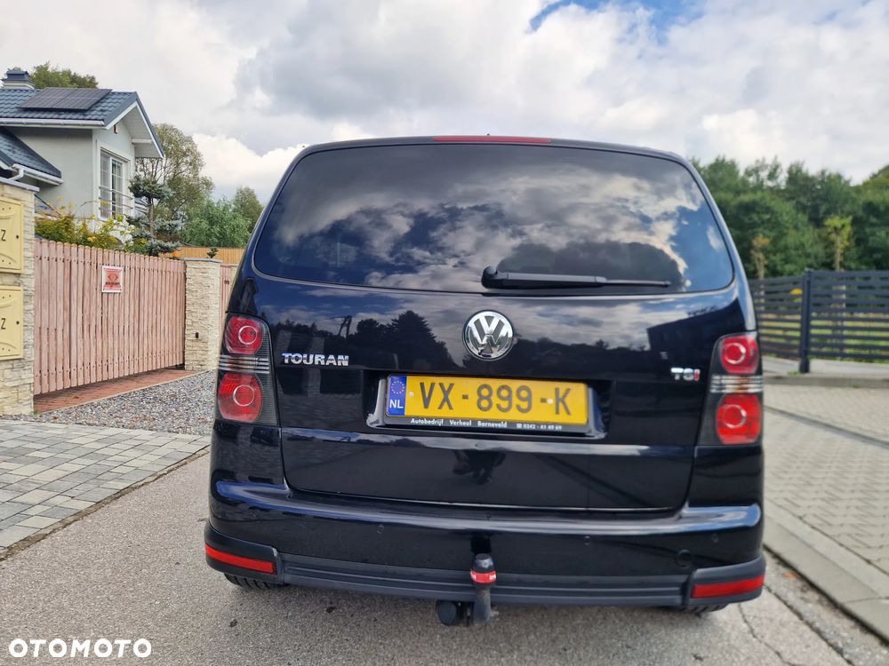Volkswagen Touran 1.4 TSI DSG Cross - 36