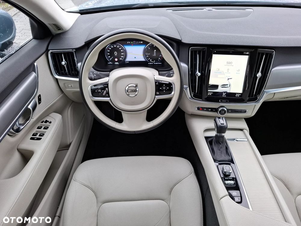 Volvo S90 - 15