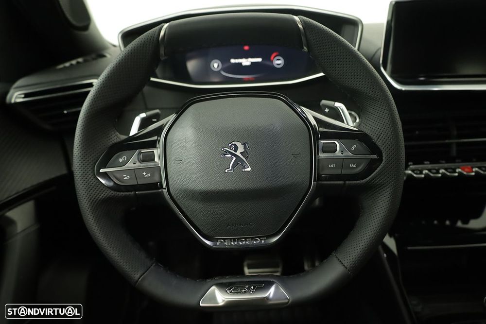 Peugeot 2008 1.2 PureTech GT EAT8 - 14
