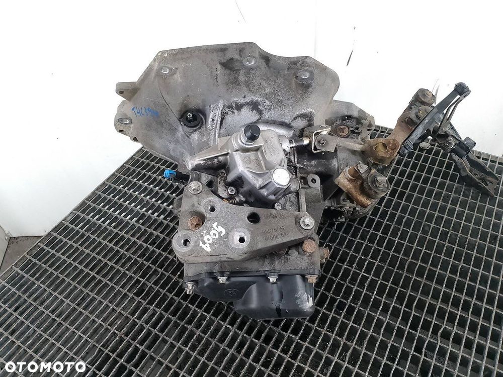 SKRZYNIA BIEGÓW MANUALNA 5 OPEL ASTRA H T4C394 1.6 16V - 3