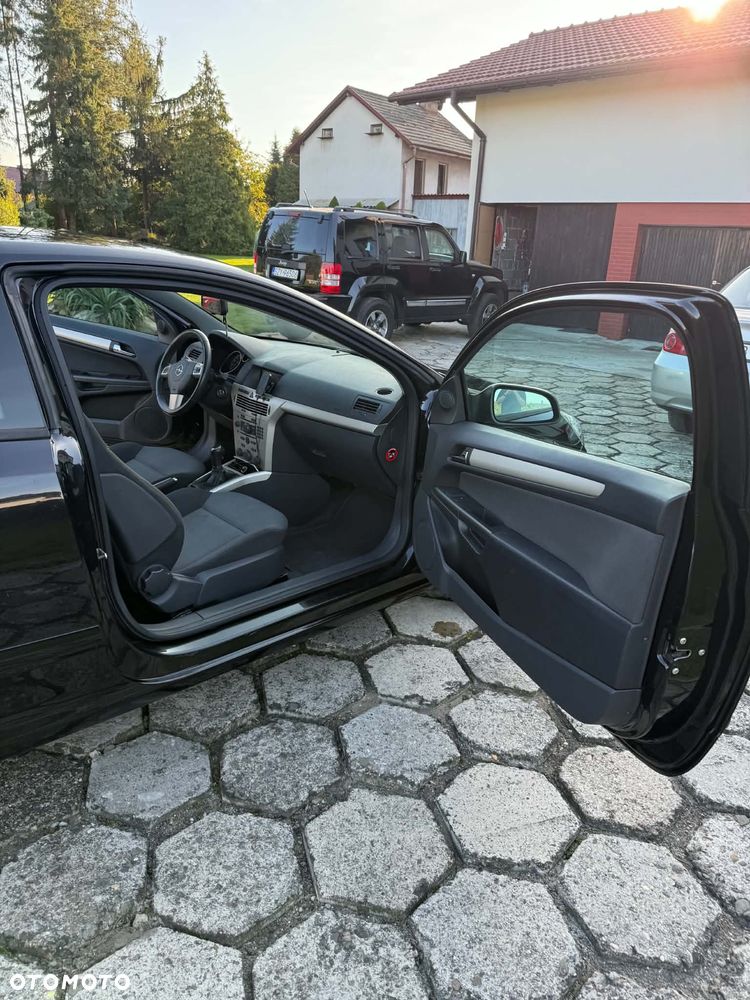 Opel Astra 1.8 NAVI - 10