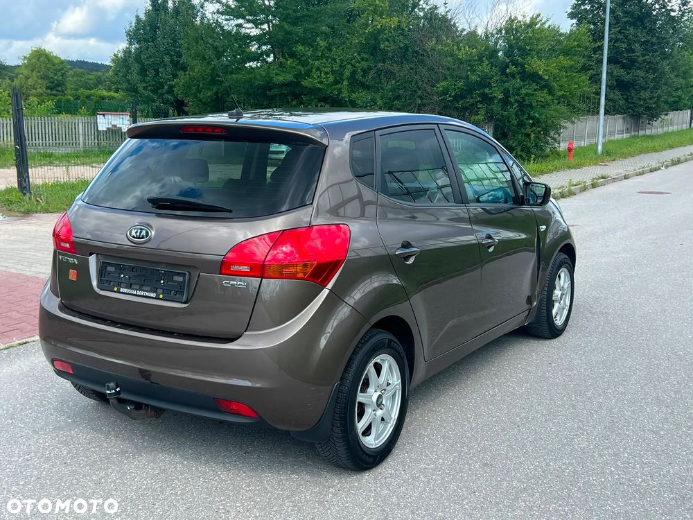 Kia Venga 1.6 CRDi 128 Vision - 12