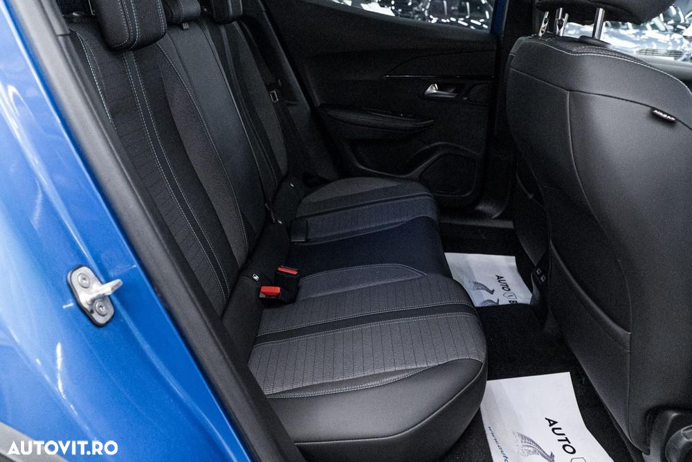 Peugeot 2008 PureTech 130 Allure Pack - 9