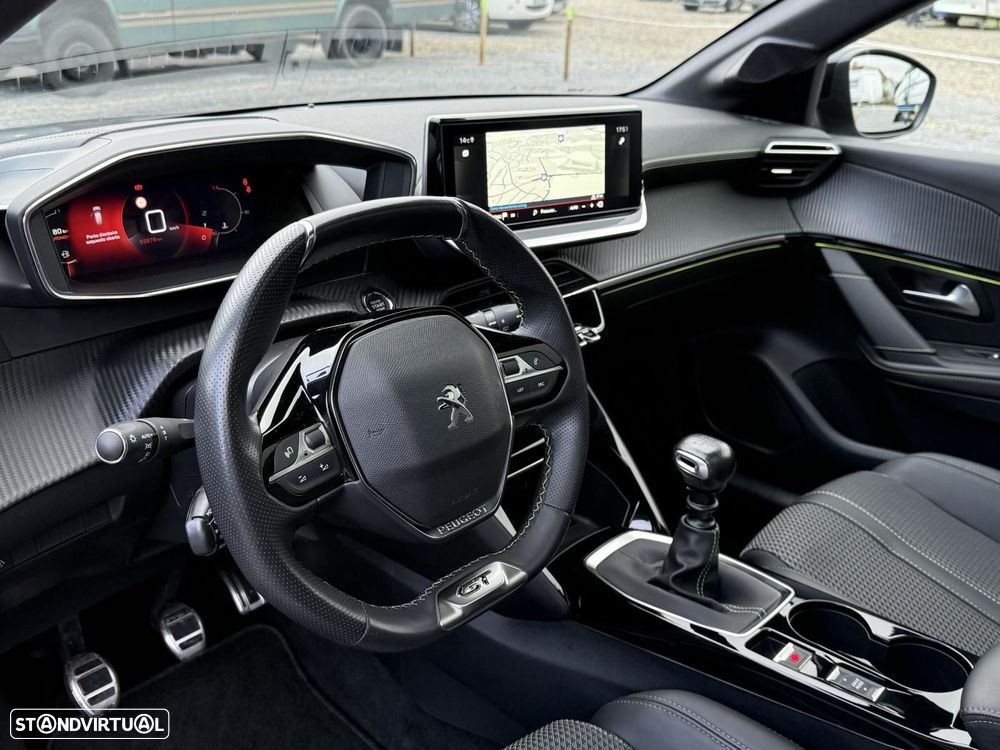 Peugeot 208 1.2 PureTech GT - 22