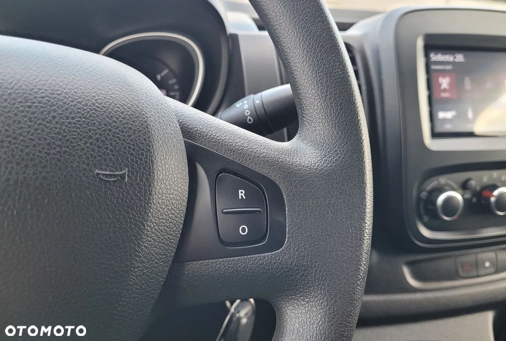 Renault Trafic LONG REGAŁ KLIMA KAMERA TEMPOMAT FV23% - 37