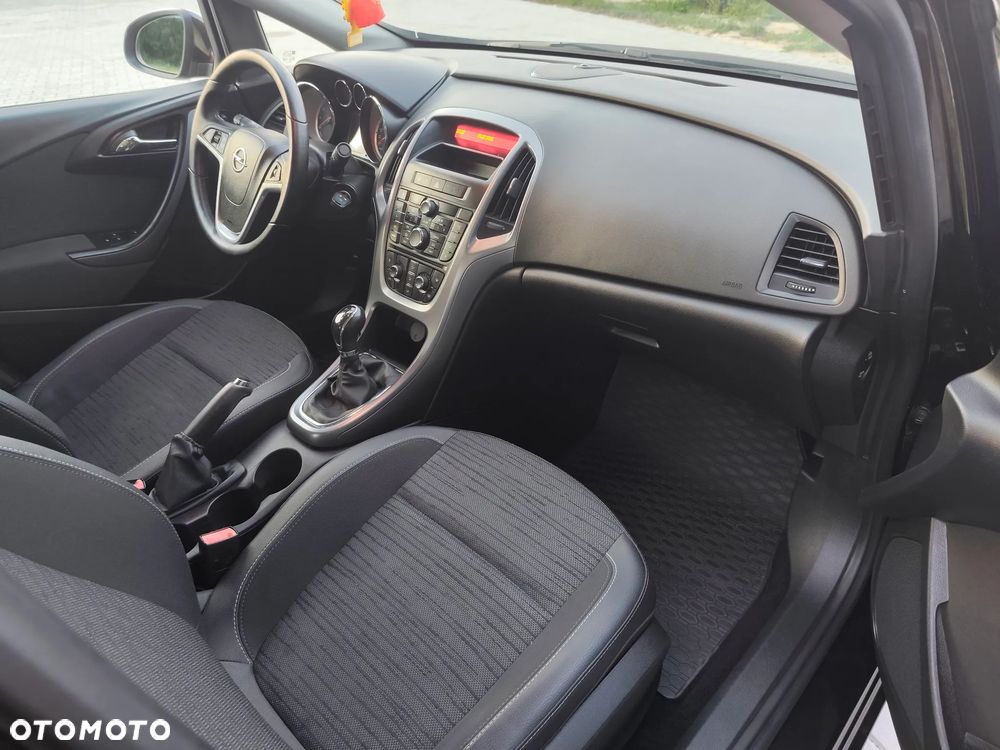 Opel Astra - 11