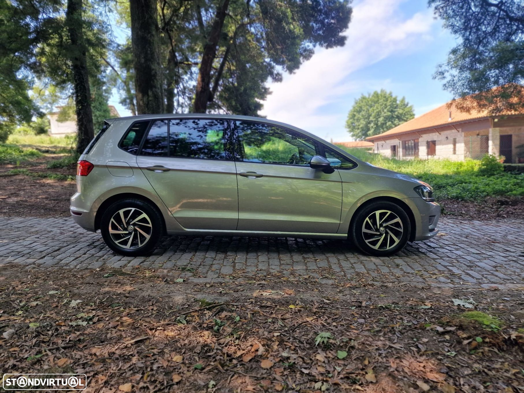 VW Golf Sportsvan - 7