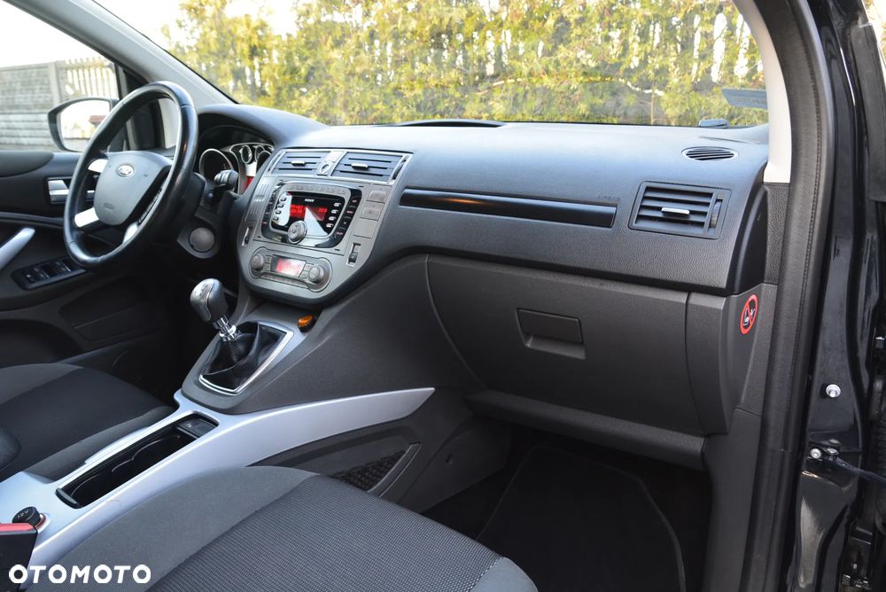 Ford Kuga 2.0 TDCi Titanium - 10