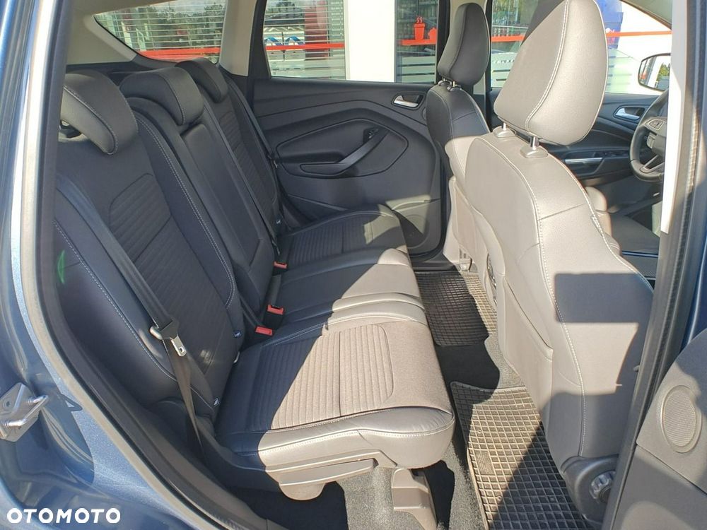 Ford Kuga - 20
