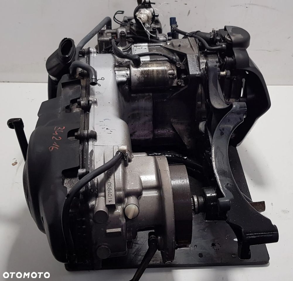 Yamaha Xenter 125 silnik - 5