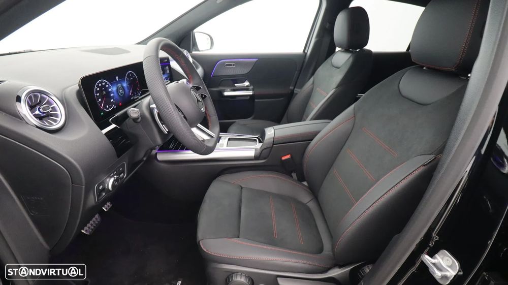 Mercedes-Benz GLA 200 d AMG Line - 12