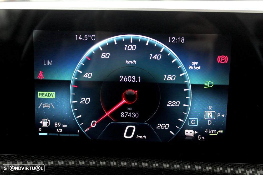 Mercedes-Benz A 250 - 10