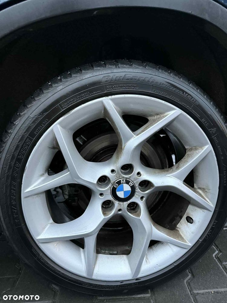 BMW X1 xDrive20d Sport Line - 3