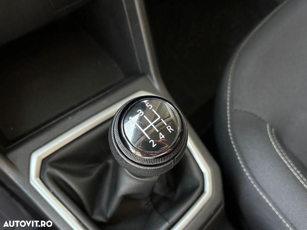 Dacia Logan TCe 90 MT6 Expression - 24