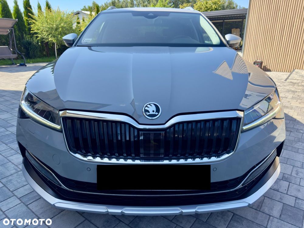 Skoda Superb 2.0 TDI SCR 4x4 Scout DSG - 3