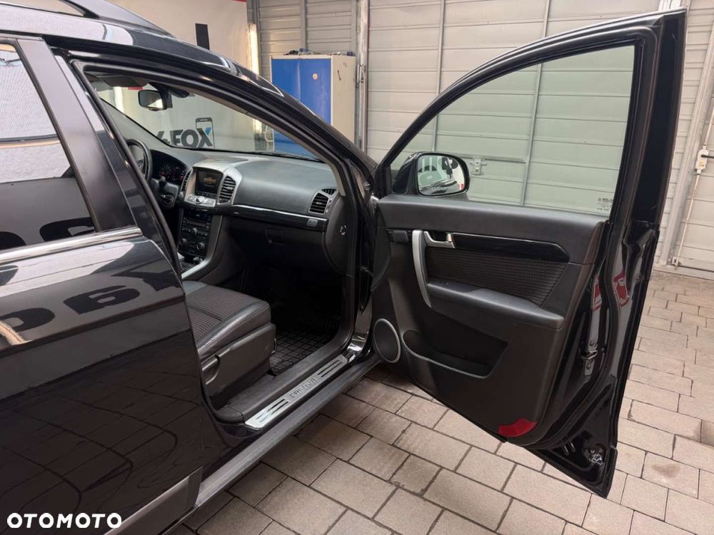 Chevrolet Captiva - 36