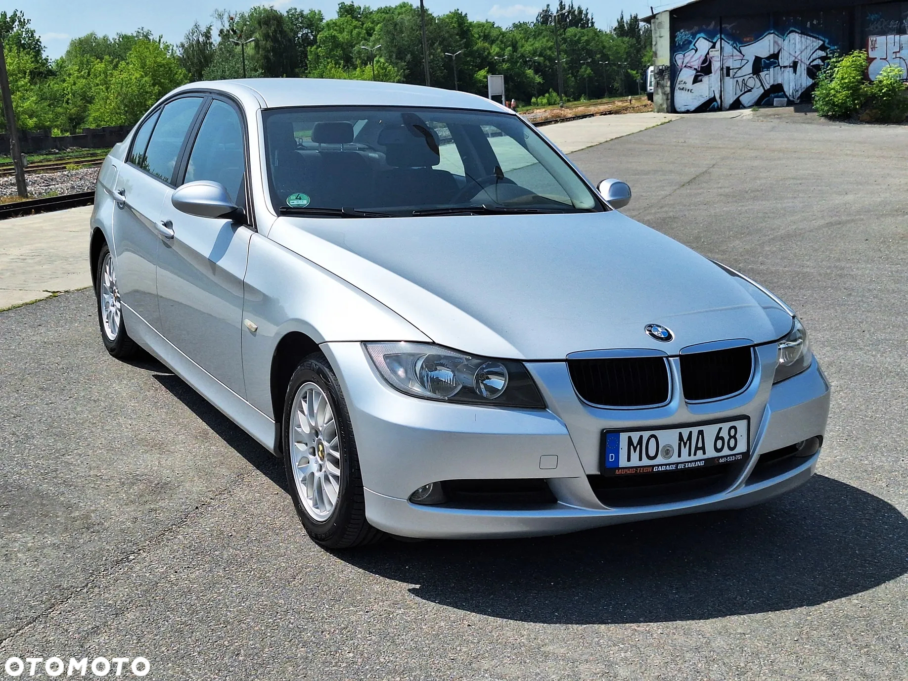 BMW Seria 3 318i - 8