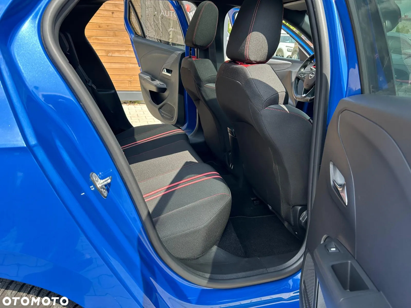 Opel Corsa 1.2 GS Line S&S - 24