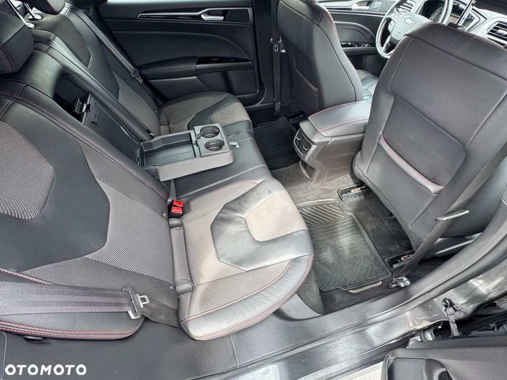 Ford Mondeo 2.0 TDCi ST-Line X - 34