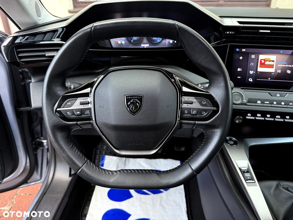 Peugeot 308 1.5 BlueHDi Allure S&S - 26