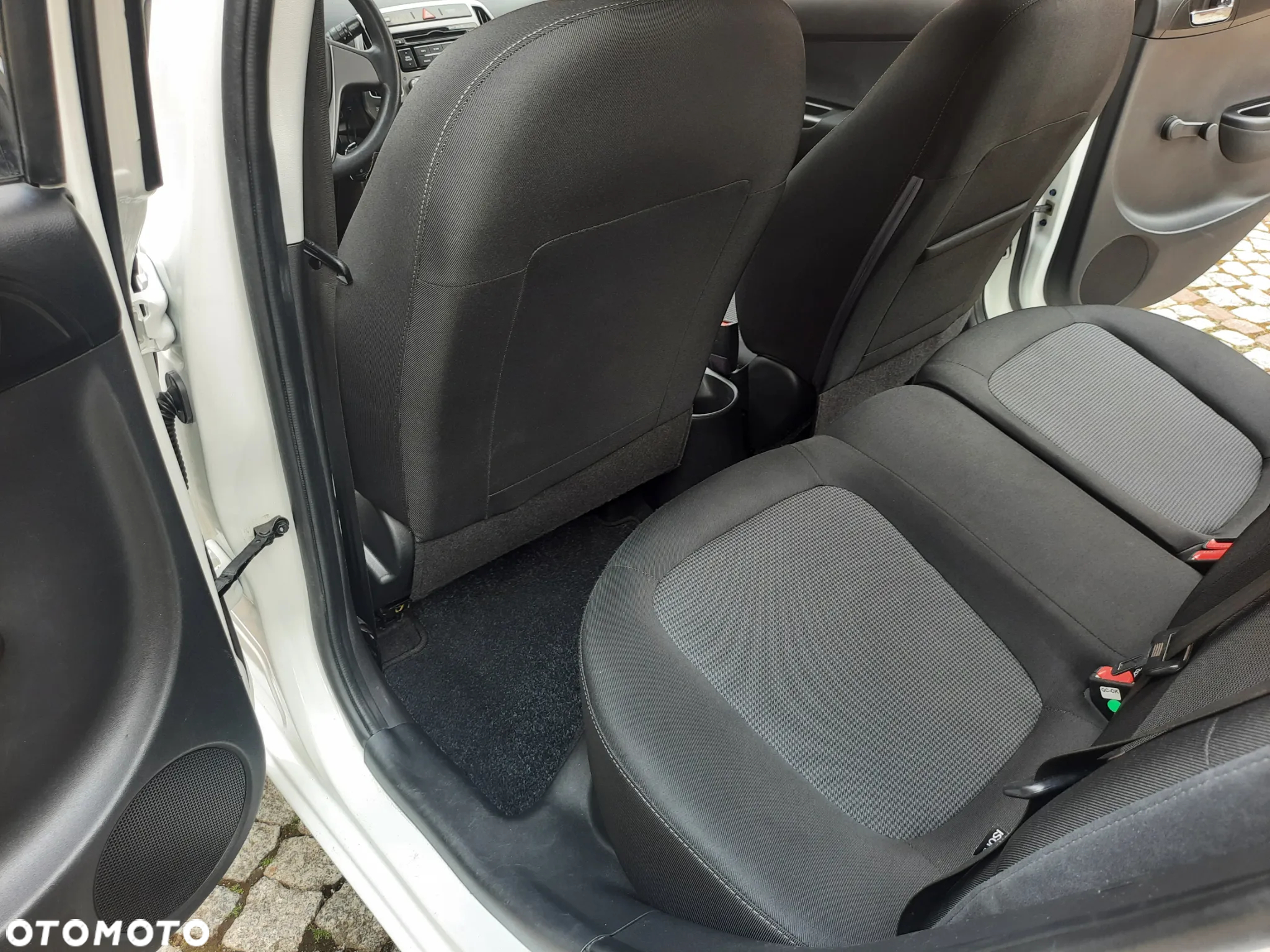 Hyundai i20 1.25 Comfort - 13