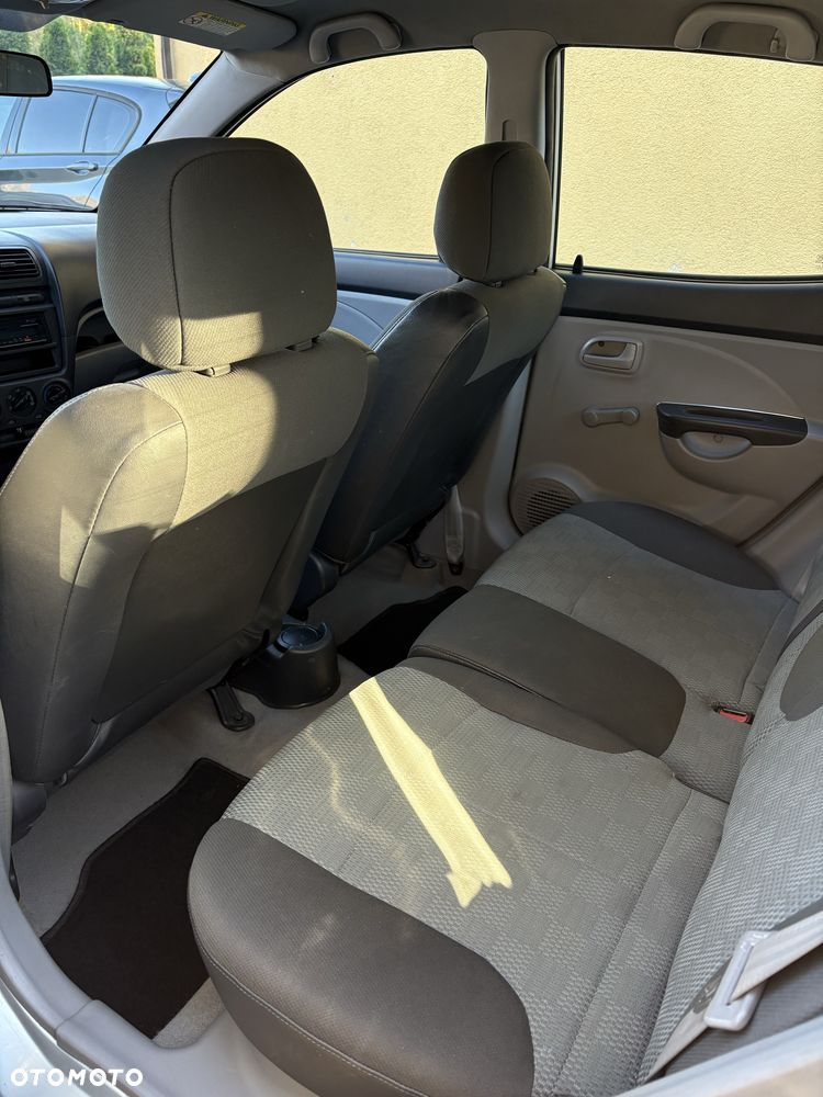 Kia Picanto - 7