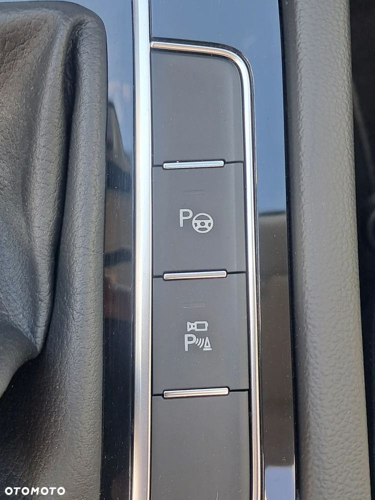 Volkswagen Arteon Shooting Brake 2.0 TDI SCR DSG Elegance - 26