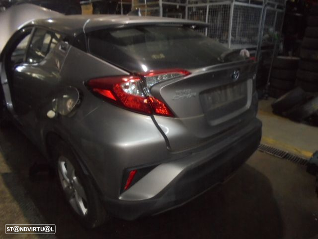 Carro MOT: 2ZRFXE CXVEL: CVFC TOYOTA CHR 2017 1.8 HYBRID 122CV 5P CINZENTO GASOLINA - 9