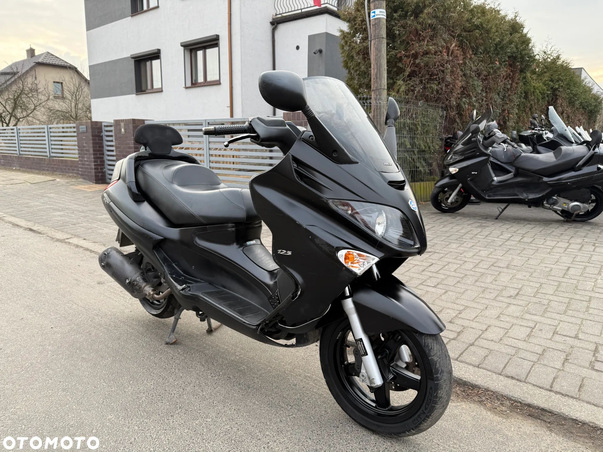 Piaggio Xevo - 1