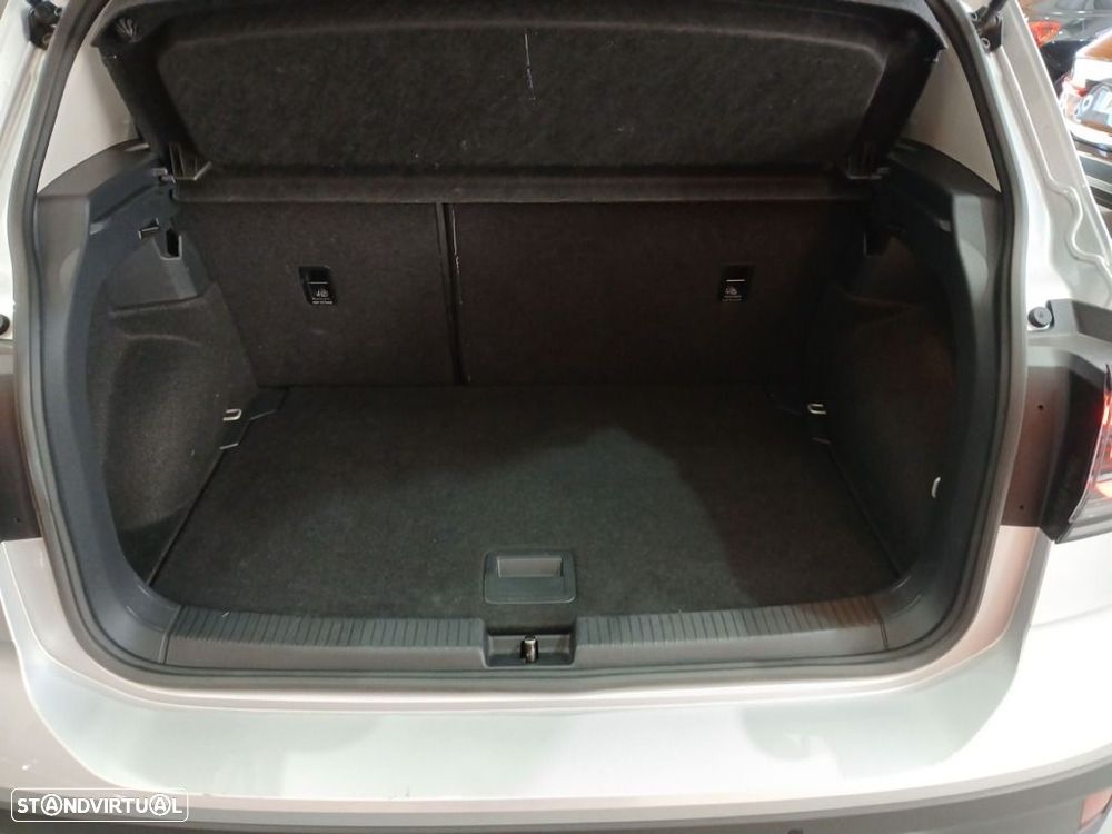 VW T-Cross 1.0 TSI Life DSG - 25