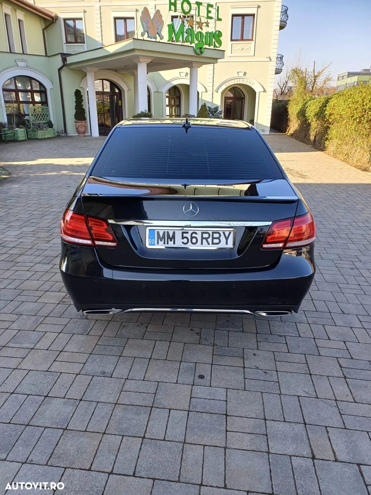 Mercedes-Benz E 220 BlueTEC 4MATIC - 12