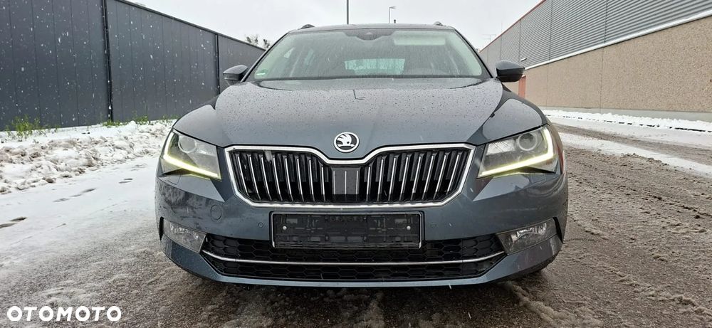 Skoda Superb 2.0 TDI 4x4 Style DSG - 1