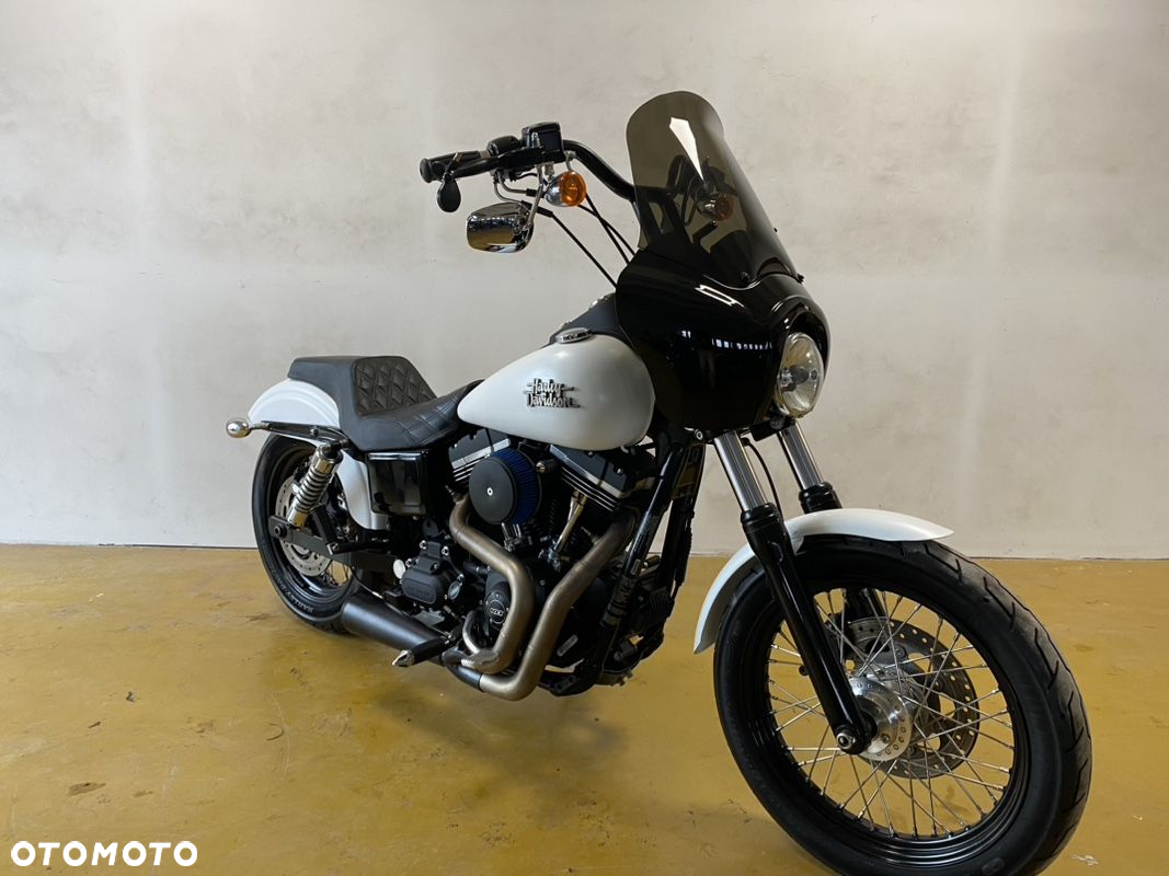 Harley-Davidson Dyna Street Bob - 6