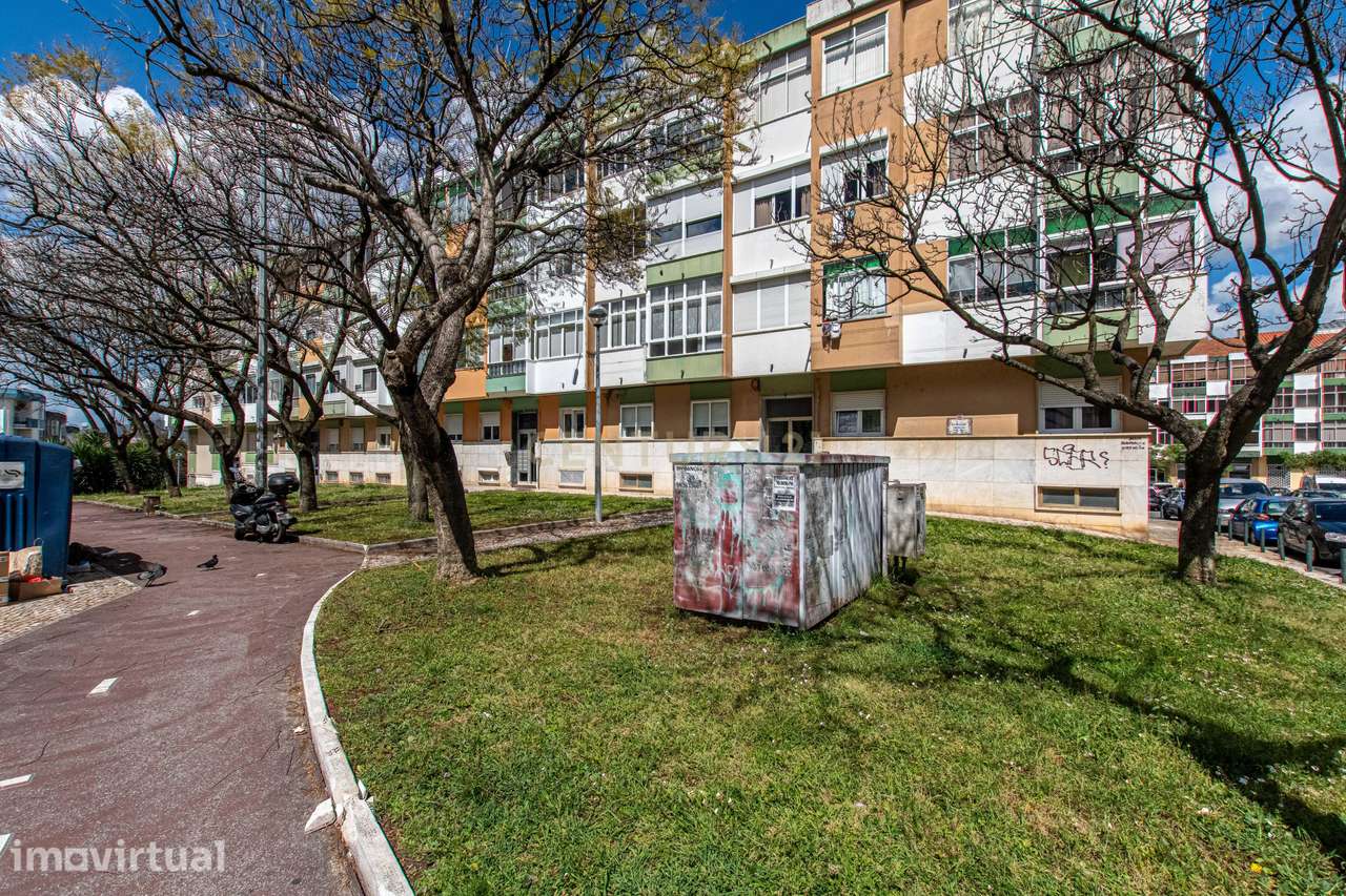 T2 Cacém - junto ao LIDL - Grande imagem: 3/19