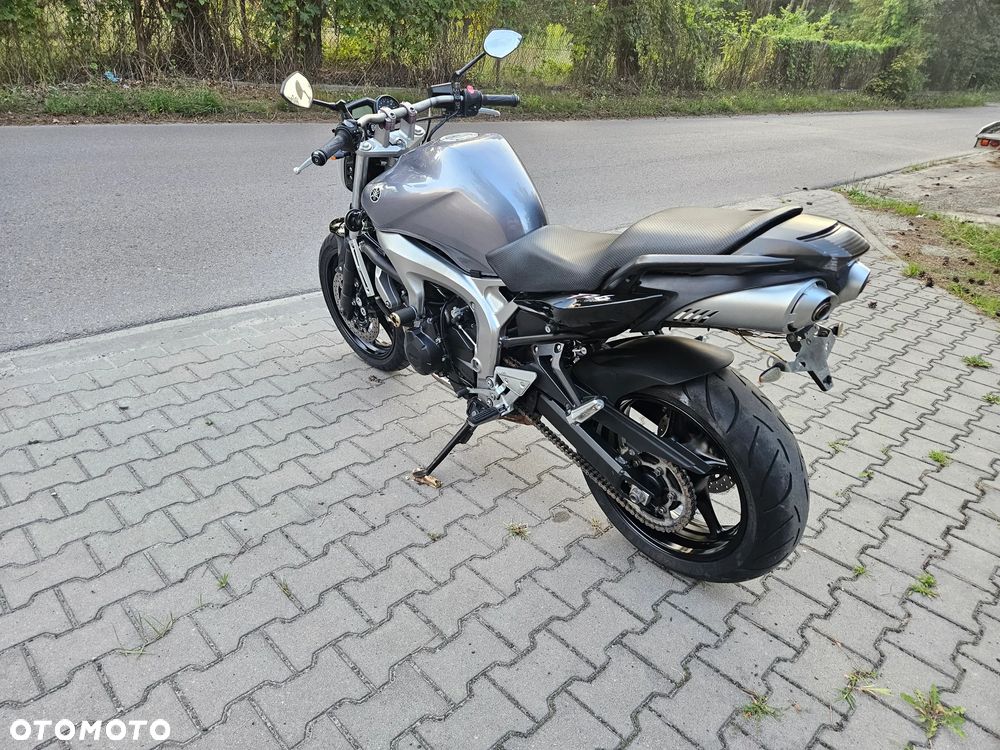 Yamaha FZ6 - 14