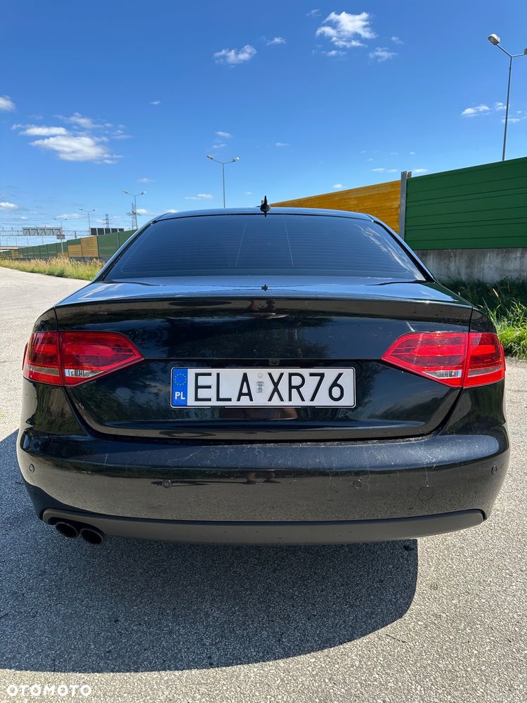 Audi A4 Limousine 1.8 TFSI multitronic S line Sportpaket (plus) - 11