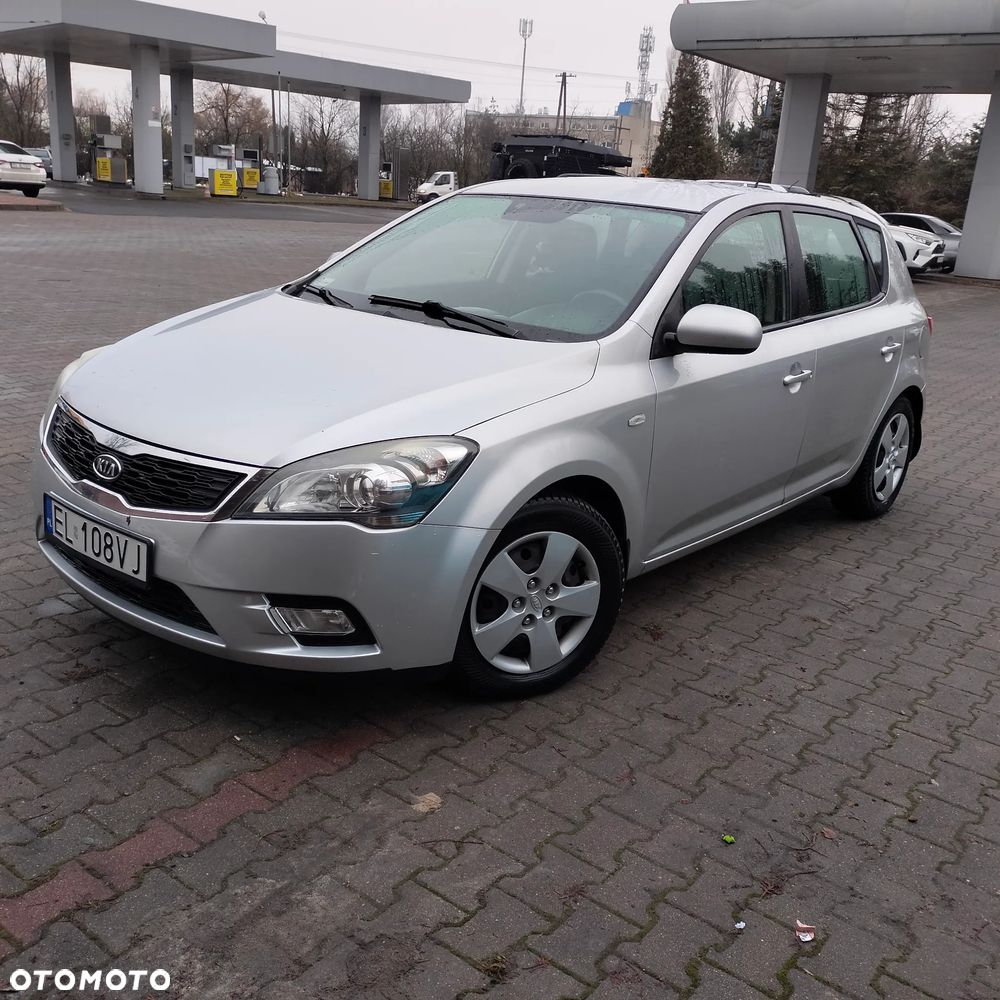 Kia Ceed 1.4 Comfort - 1