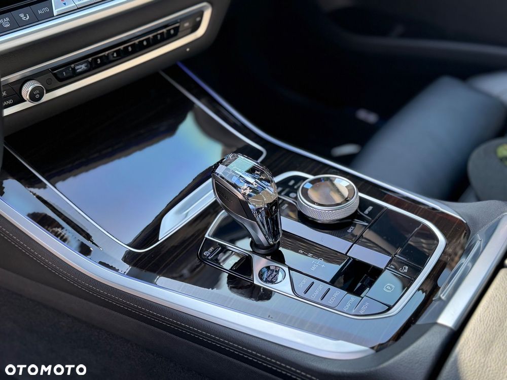 BMW X5 xDrive40i - 15