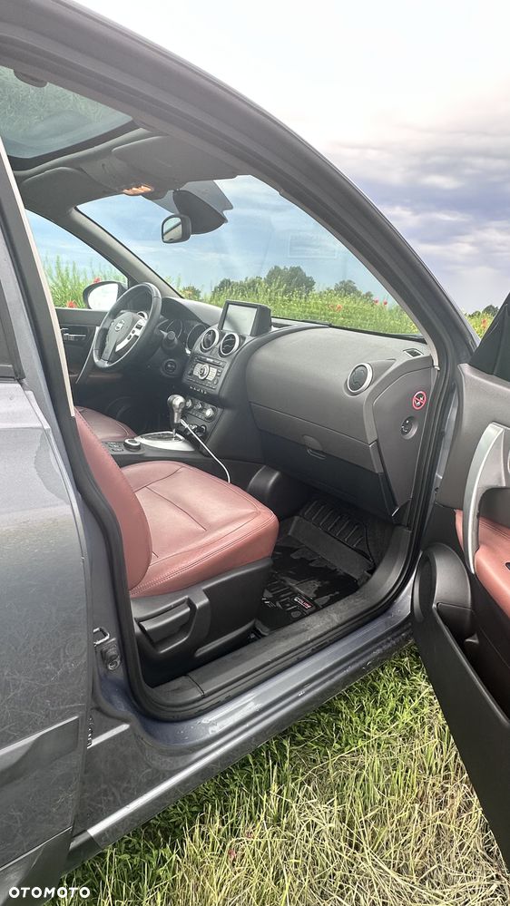 Nissan Qashqai 2.0 4x4 Tekna Premium CVT - 27
