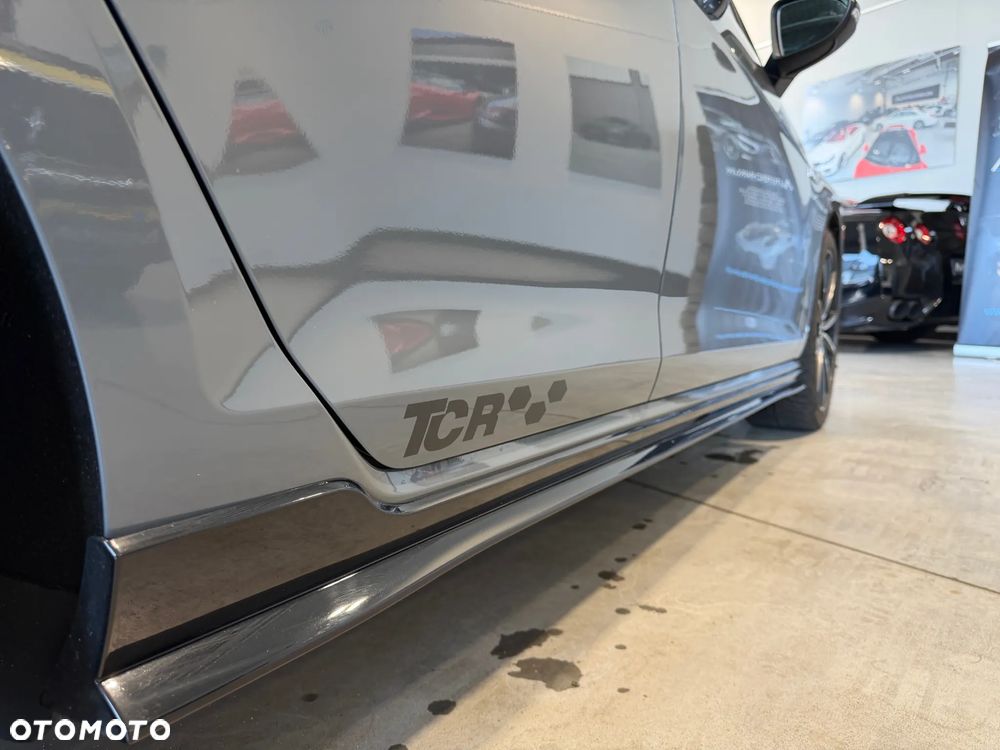 Volkswagen Golf GTI TCR 2.0 TSI OPF DSG - 12