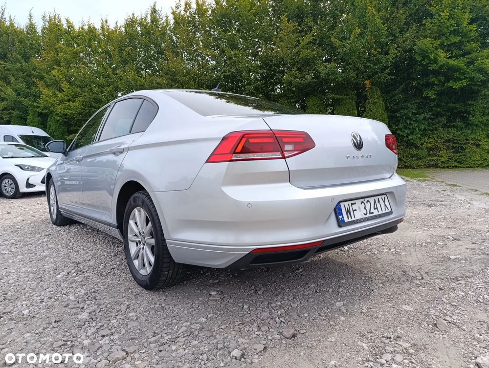 Volkswagen Passat 2.0 TDI EVO Business - 13