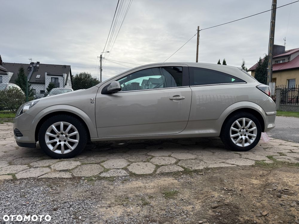 Opel Astra III GTC 1.6 111 - 7