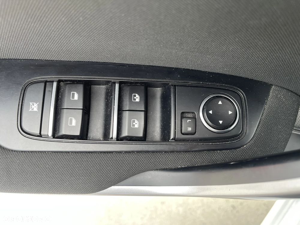 Kia Ceed 1.5 T-GDI M DCT - 23