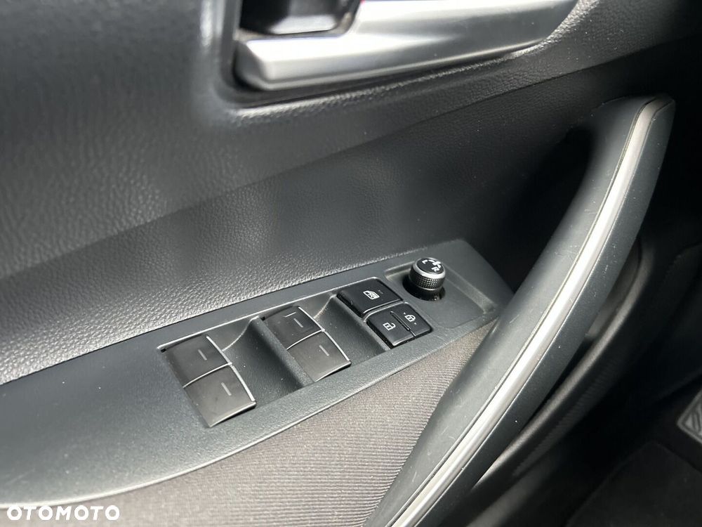 Toyota Corolla - 21
